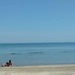 Studio Nera بوموري