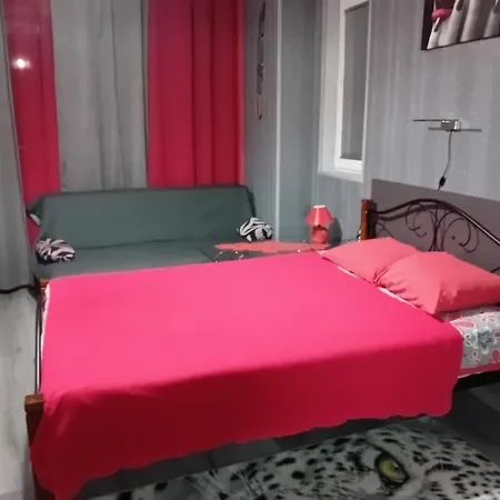 Studio Nera بوموري