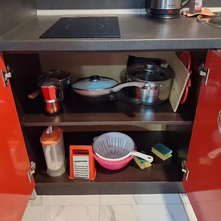 Nera * Πομόριε