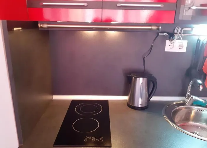 Nera * Πομόριε